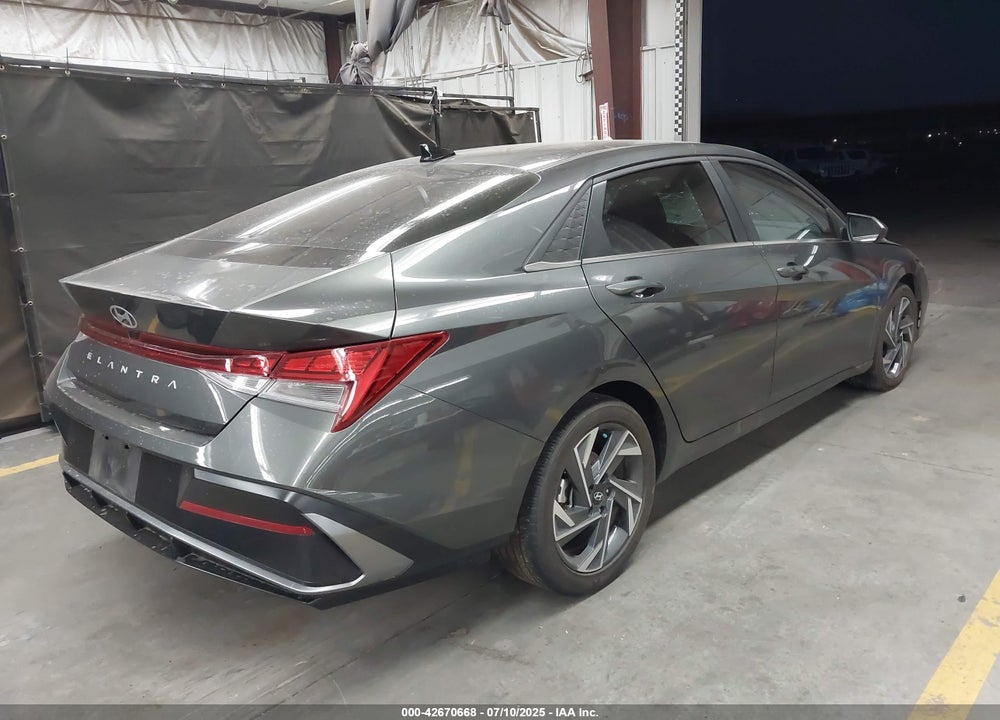 2024 HYUNDAI ELANTRA VIN: KMHLS4DG6RU673771