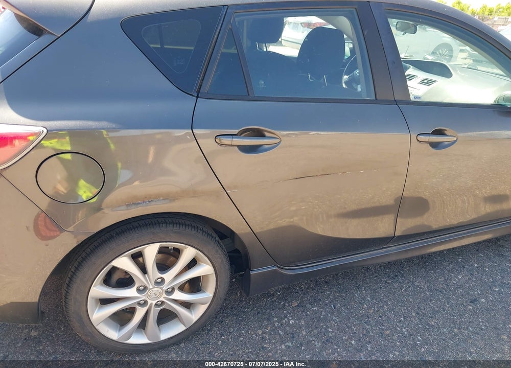 2011 MAZDA 3 VIN: JM1BL1K62B1452049