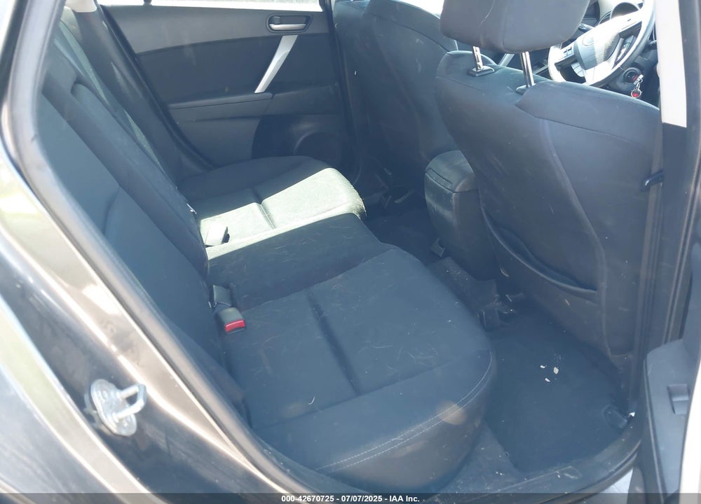 2011 MAZDA 3 VIN: JM1BL1K62B1452049