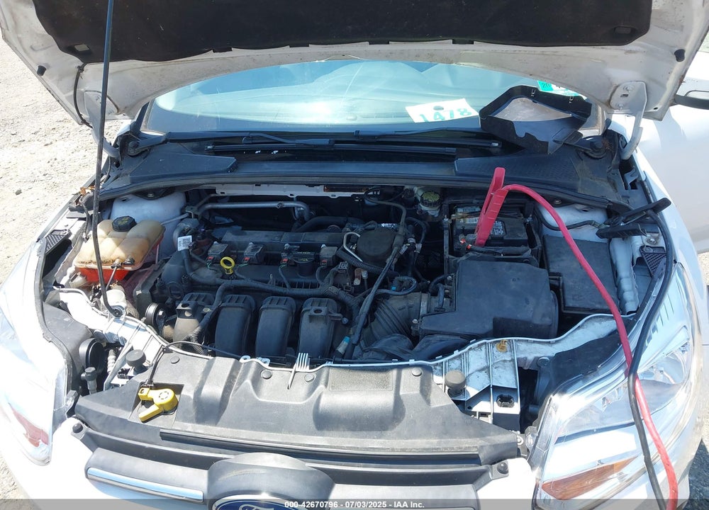 2014 FORD FOCUS VIN: 1FADP3F21EL265271