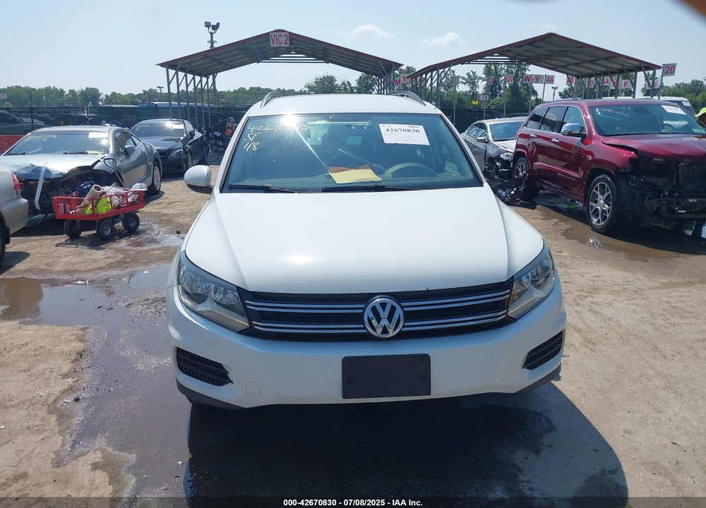 2015 VOLKSWAGEN TIGUAN VIN: WVGBV7AX4FW584340