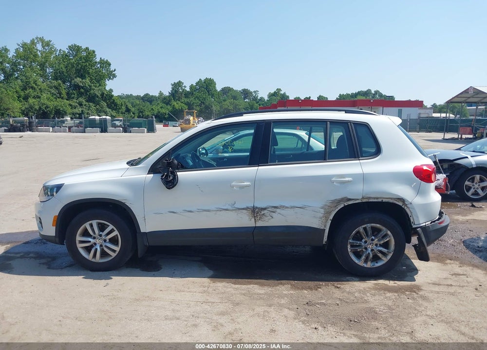 2015 VOLKSWAGEN TIGUAN VIN: WVGBV7AX4FW584340