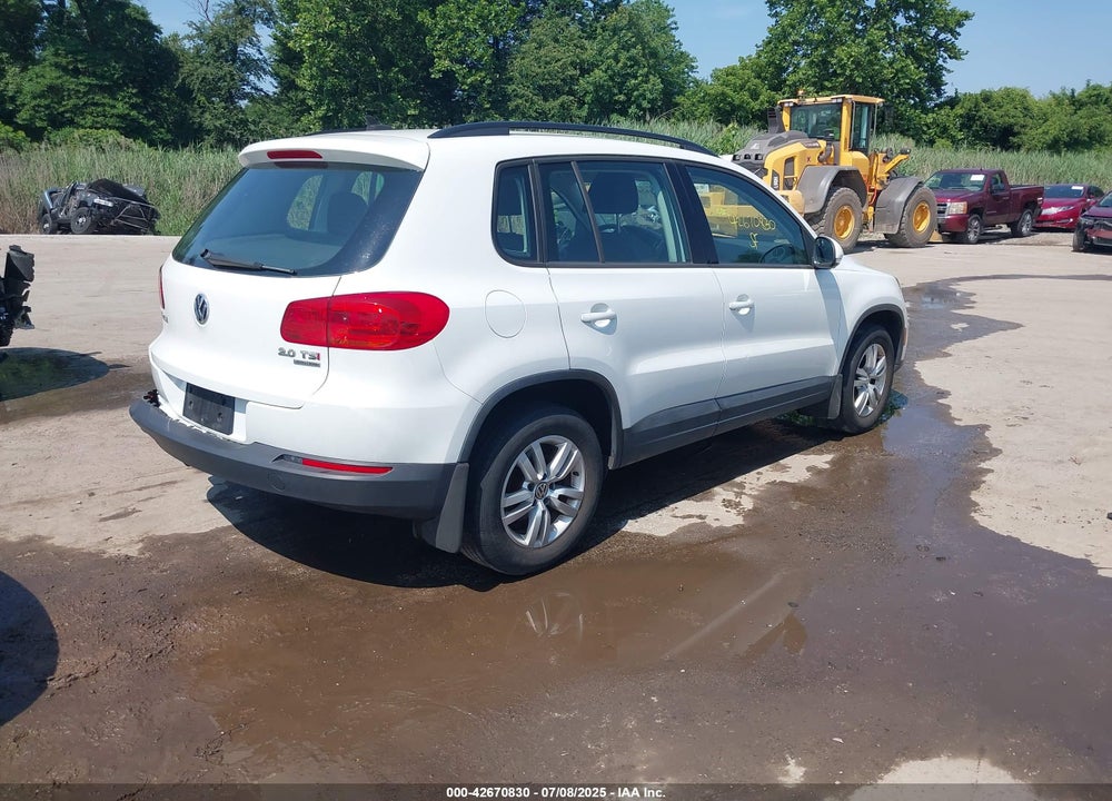 2015 VOLKSWAGEN TIGUAN VIN: WVGBV7AX4FW584340