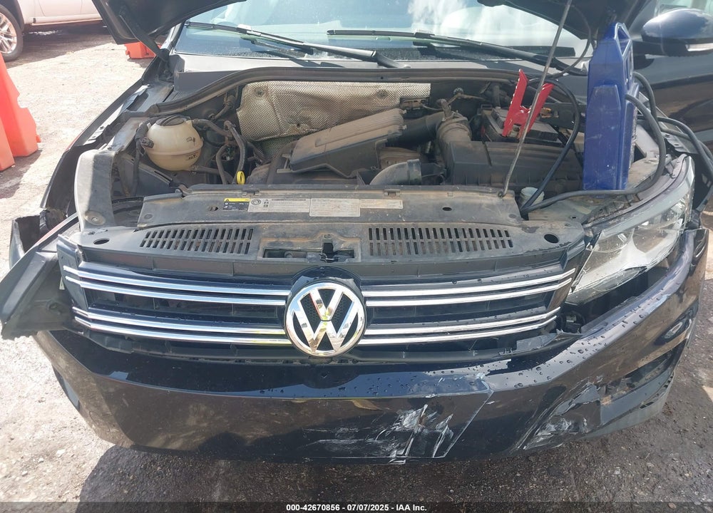 2015 VOLKSWAGEN TIGUAN VIN: WVGAV7AX5FW514910