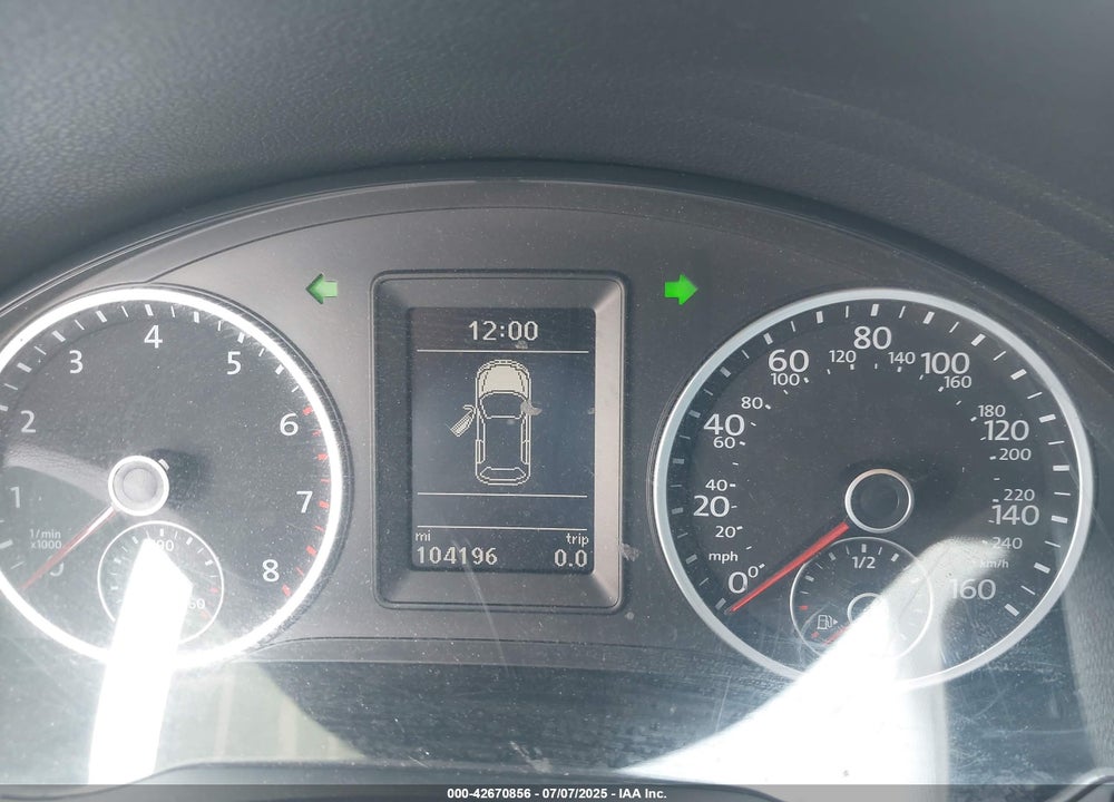 2015 VOLKSWAGEN TIGUAN VIN: WVGAV7AX5FW514910
