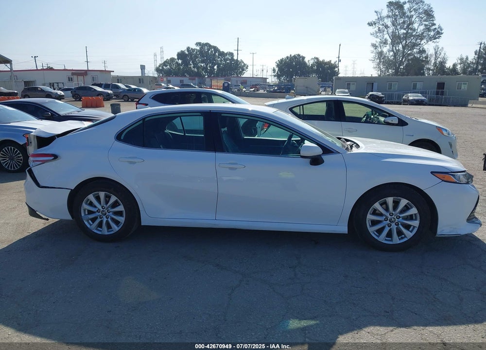 2019 TOYOTA CAMRY VIN: 4T1B11HK5KU772289