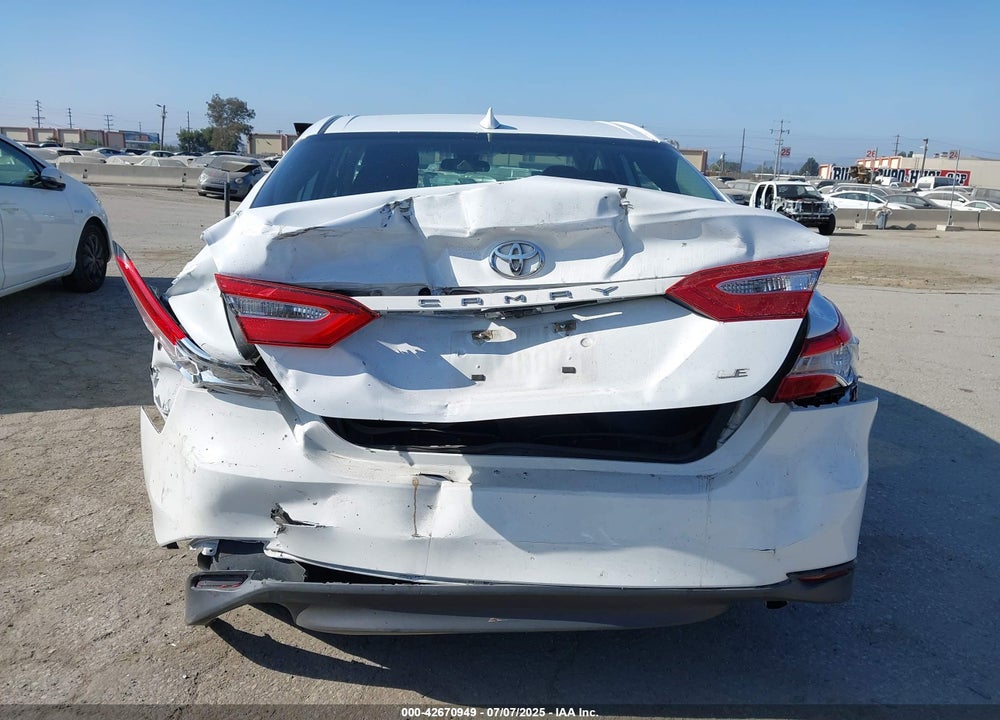 2019 TOYOTA CAMRY VIN: 4T1B11HK5KU772289