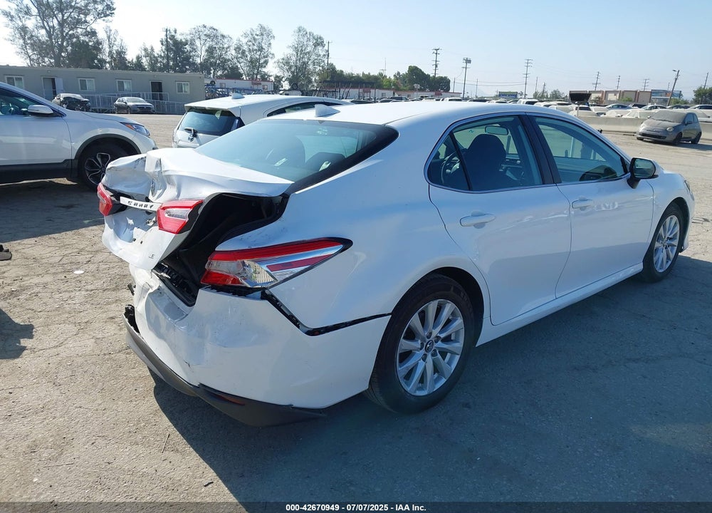 2019 TOYOTA CAMRY VIN: 4T1B11HK5KU772289