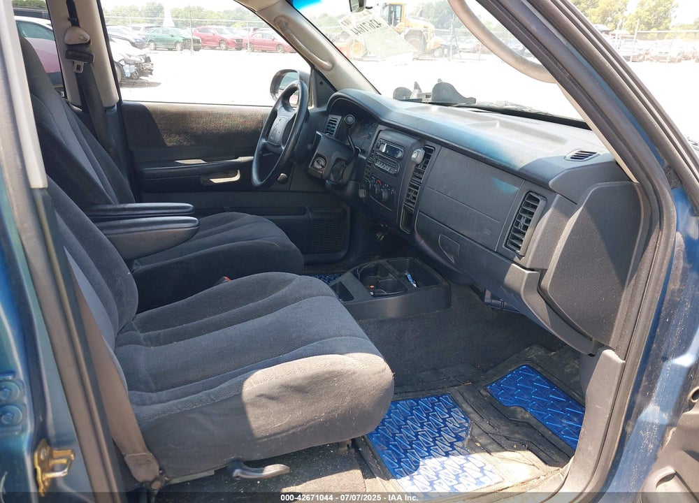 2004 DODGE DAKOTA SPORT/SXT VIN: 1D7HG38K74S740201
