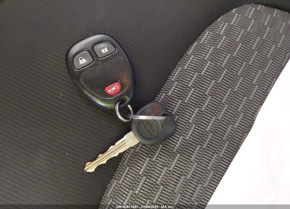 2011 CHEVROLET HHR VIN: 3GNBACFU8BS500699