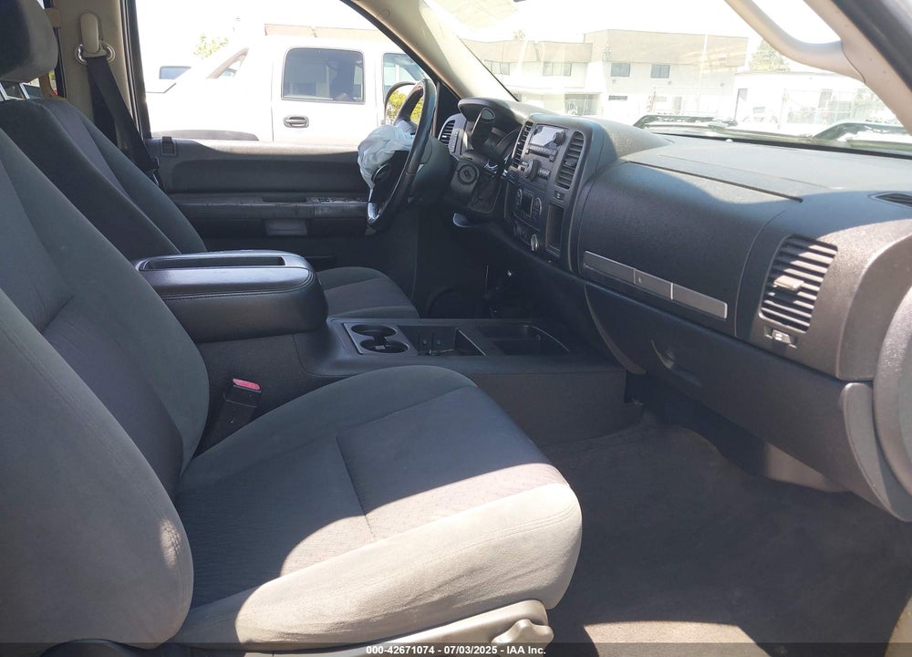 2009 CHEVROLET SILVERADO 1500 VIN: 3GCEC23J79G129777