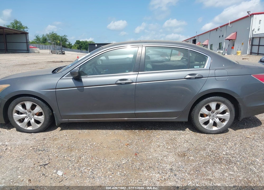 2008 HONDA ACCORD 2.4 EX-L VIN: 1HGCP26808A096995