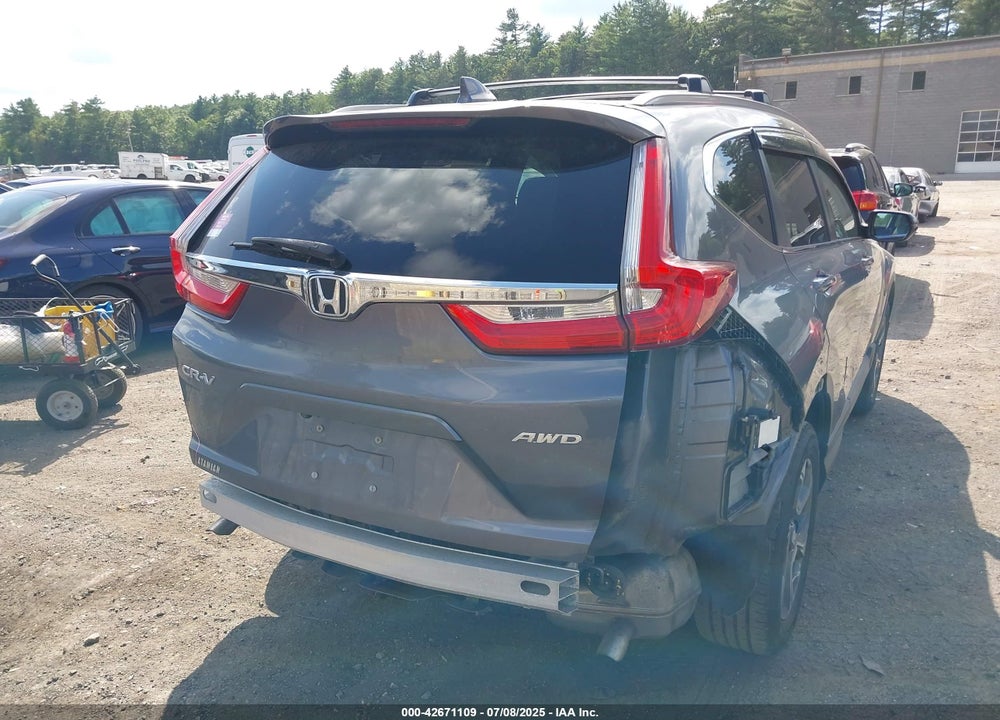 2018 HONDA CR-V EX VIN: 7FARW2H50JE004042