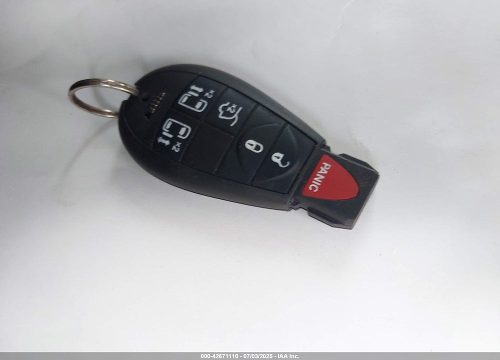 2013 CHRYSLER TOWN & COUNTRY TOURING VIN: 2C4RC1BG7DR604879