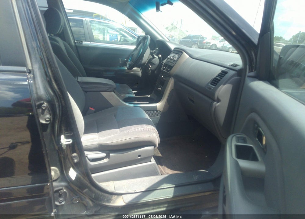 2007 HONDA PILOT EX VIN: 2HKYF18417H537245