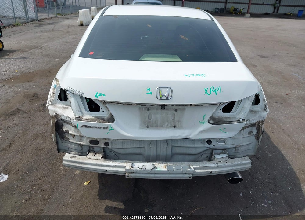 2014 HONDA ACCORD VIN: 1HGCR2F38EA044606