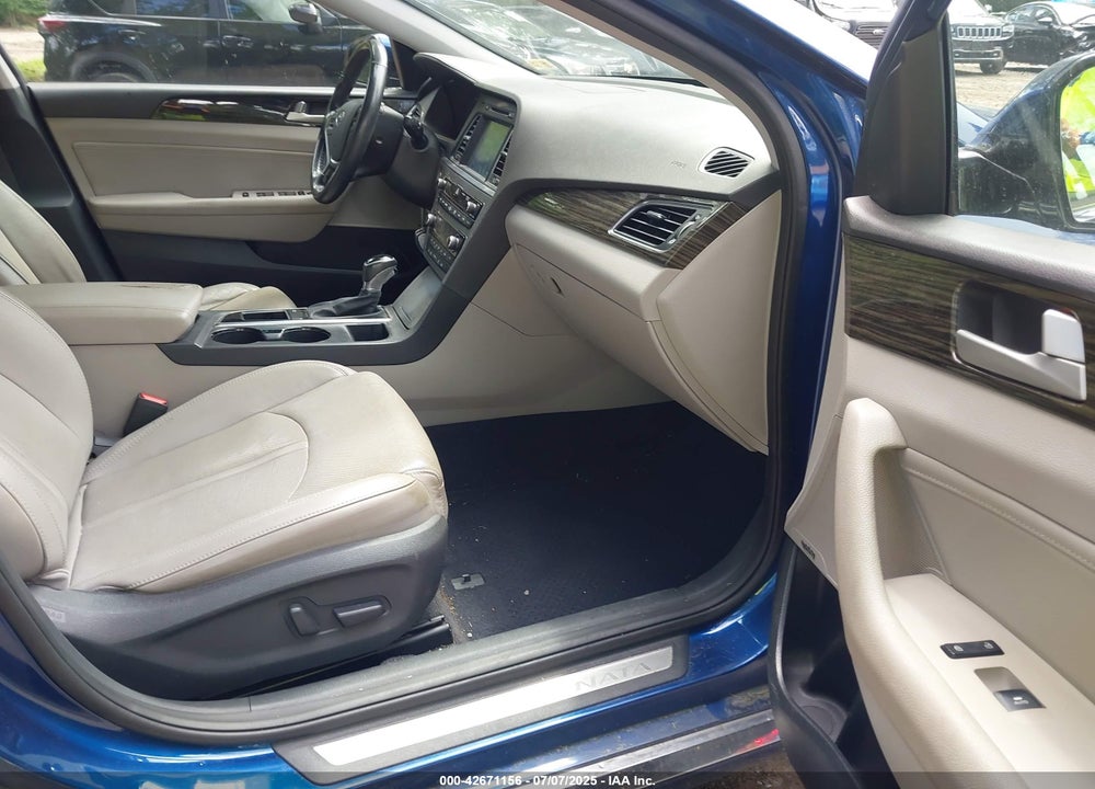 2016 HYUNDAI SONATA VIN: 5NPE34AF2GH339542