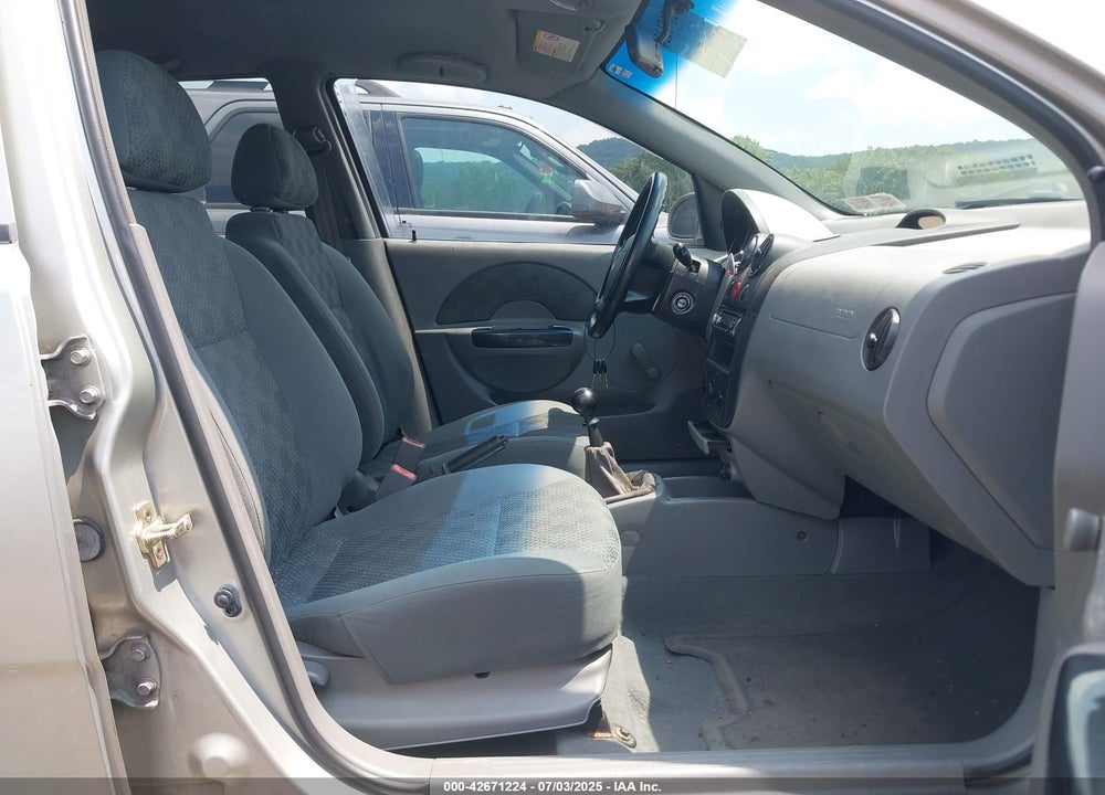 2004 CHEVROLET AVEO VIN: KL1TD52614B201956