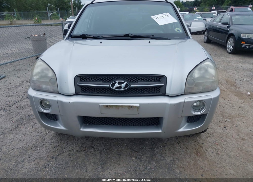 2008 HYUNDAI TUCSON VIN: KM8JN72D08U846286