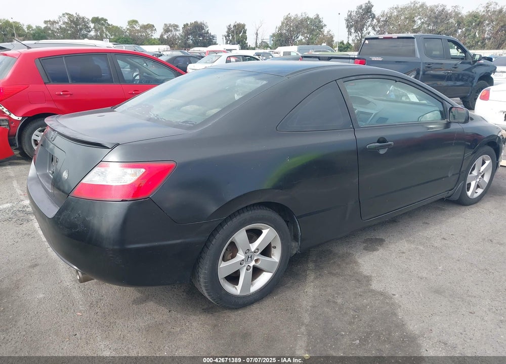 2008 HONDA CIVIC VIN: 2HGFG12888H563045