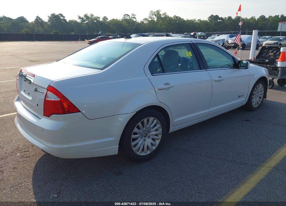 2010 FORD FUSION HYBRID VIN: 3FADP0L32AR139394
