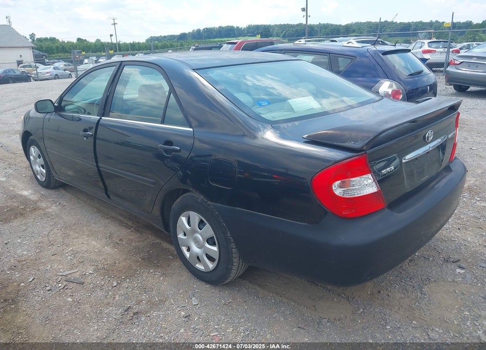 2004 TOYOTA CAMRY LE VIN: 4T1BE32K64U269673