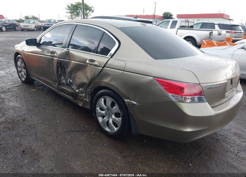 2008 HONDA ACCORD VIN: JHMCP268X8C010707