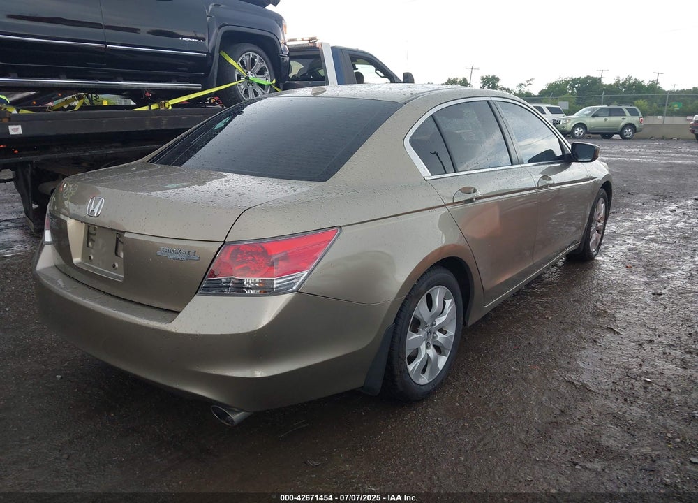 2008 HONDA ACCORD VIN: JHMCP268X8C010707