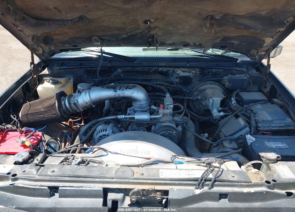 1999 CHEVROLET TAHOE VIN: 3GNEK18R8XG122286