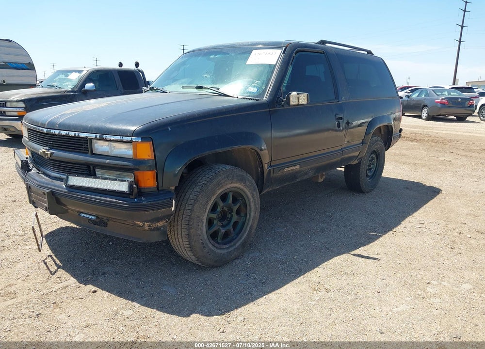 1999 CHEVROLET TAHOE VIN: 3GNEK18R8XG122286