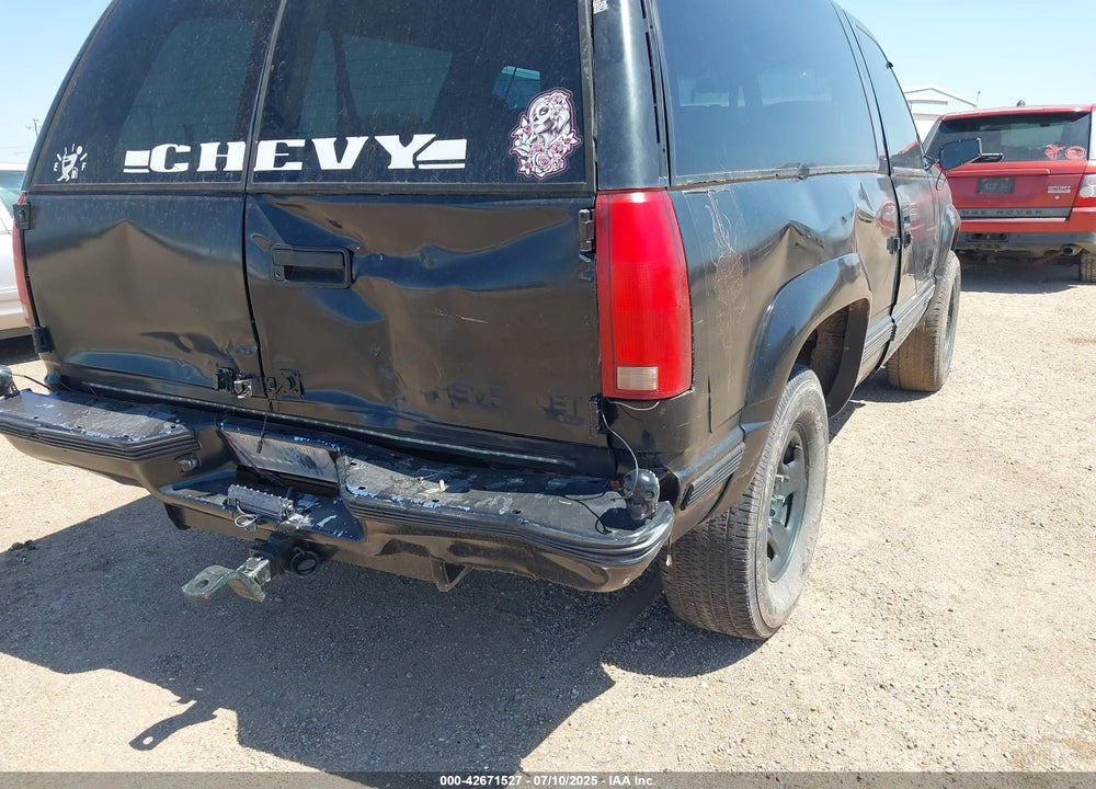 1999 CHEVROLET TAHOE VIN: 3GNEK18R8XG122286