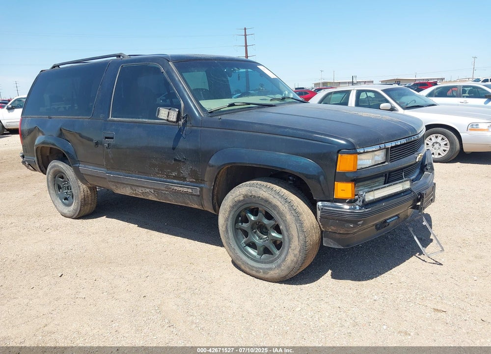 1999 CHEVROLET TAHOE VIN: 3GNEK18R8XG122286