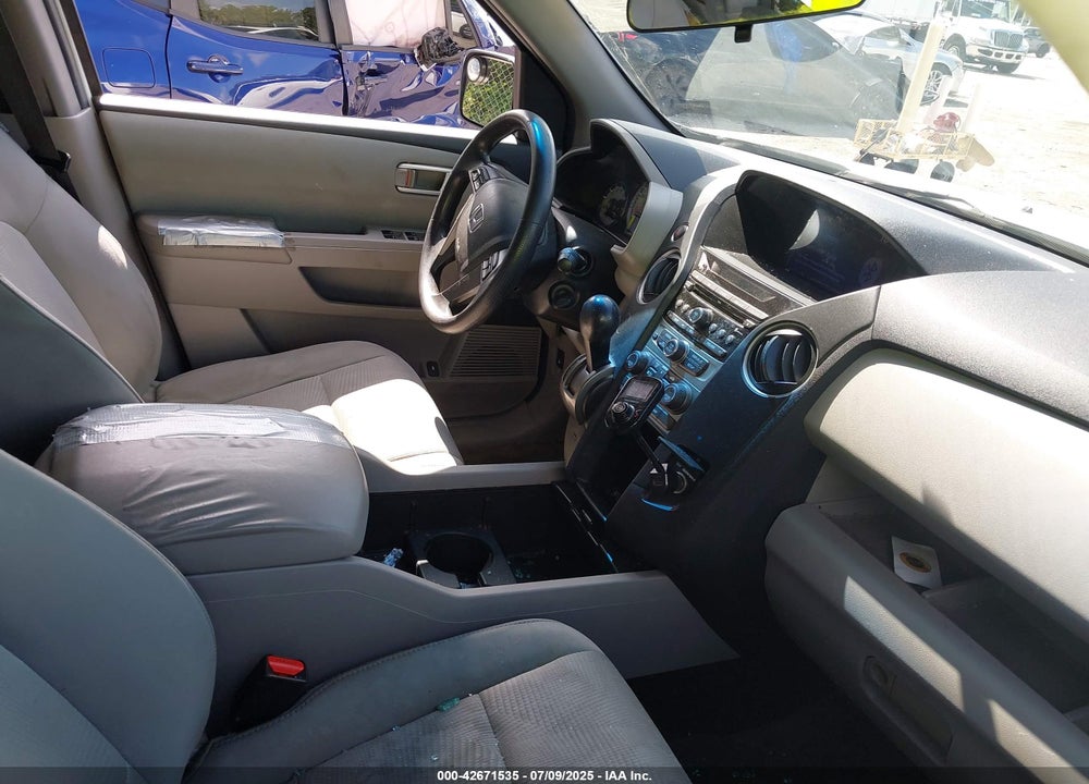 2014 HONDA PILOT VIN: 5FNYF3H24EB001105