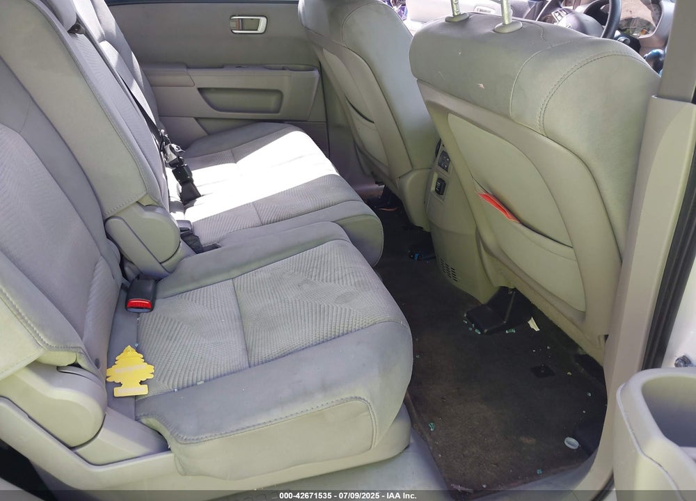 2014 HONDA PILOT VIN: 5FNYF3H24EB001105