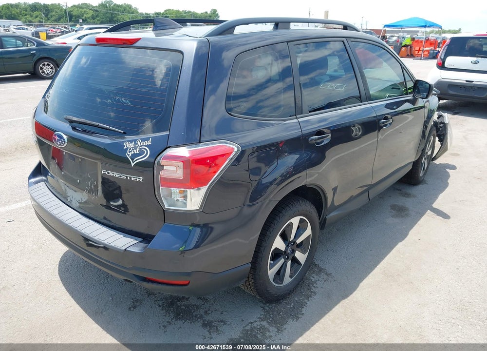 2018 SUBARU FORESTER VIN: JF2SJABC5JH606465
