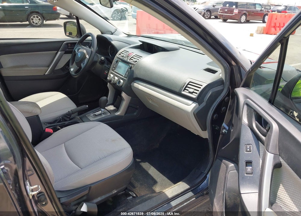 2018 SUBARU FORESTER VIN: JF2SJABC5JH606465