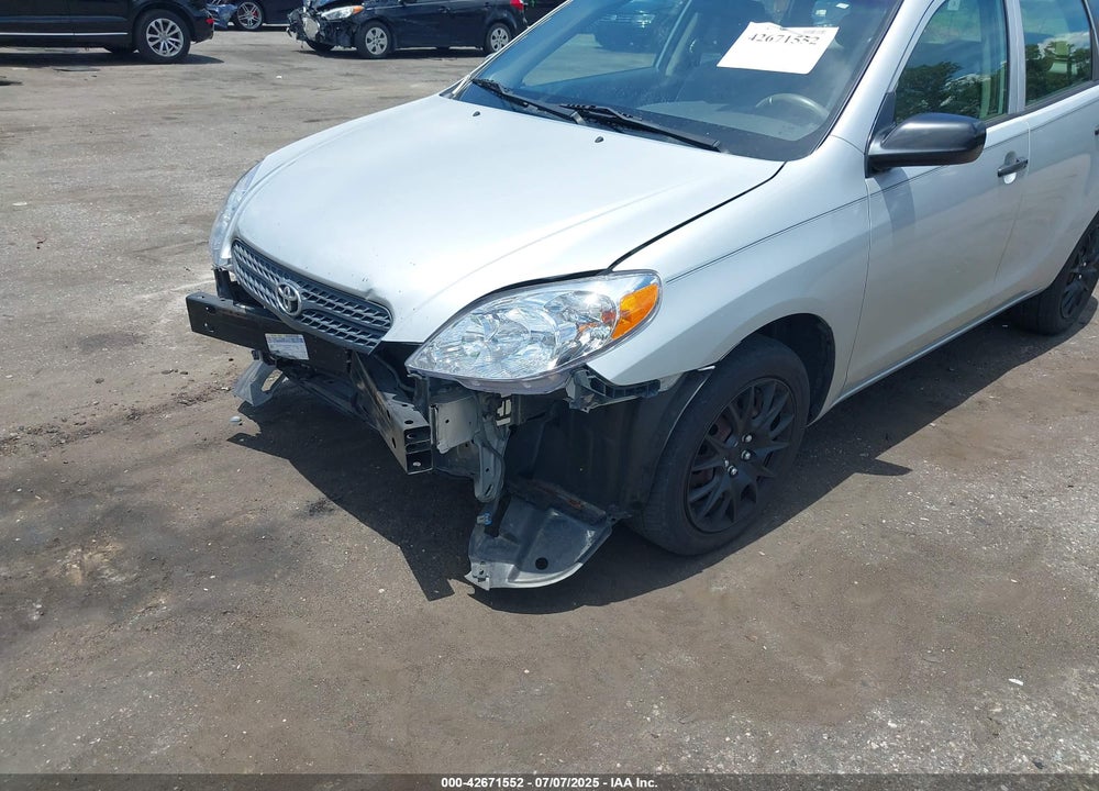 2005 TOYOTA MATRIX VIN: 2T1KR32E35C508081