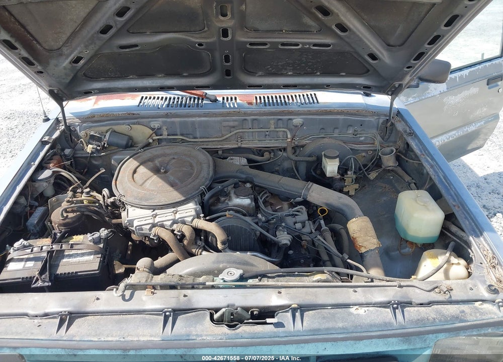 1992 MAZDA B2200 SHORT BED VIN: JM2UF1138N0277433