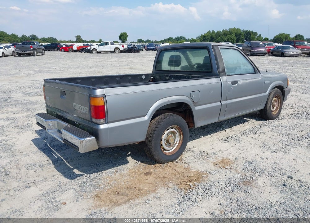 1992 MAZDA B2200 SHORT BED VIN: JM2UF1138N0277433