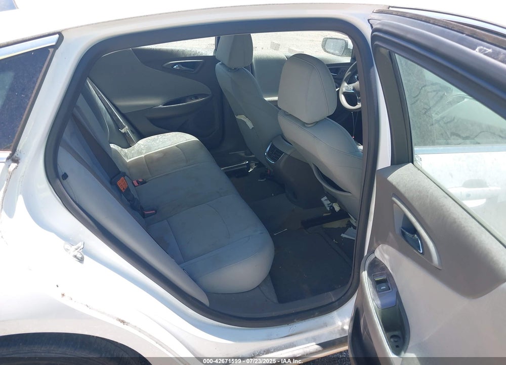 2019 CHEVROLET MALIBU VIN: 1G1ZD5ST7KF142774
