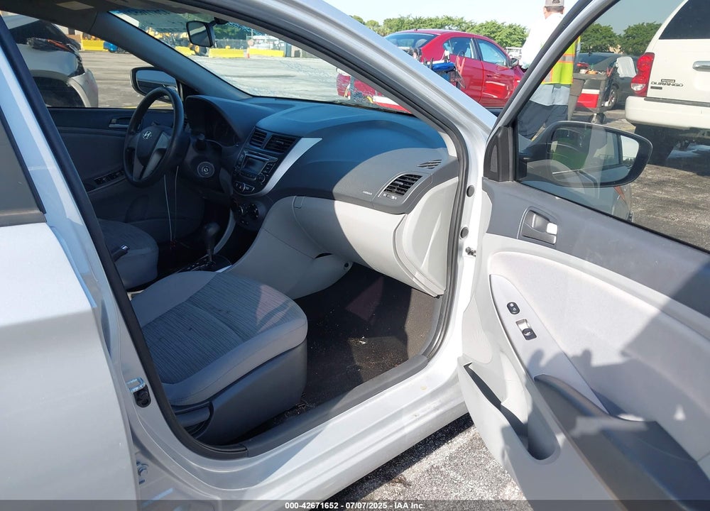 2016 HYUNDAI ACCENT SE VIN: KMHCT4AE8GU122187