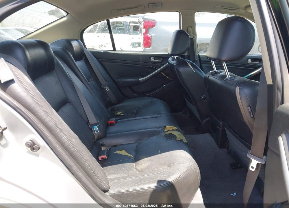 2003 INFINITI G35 LUXURY LEATHER VIN: JNKCV51E23M300284