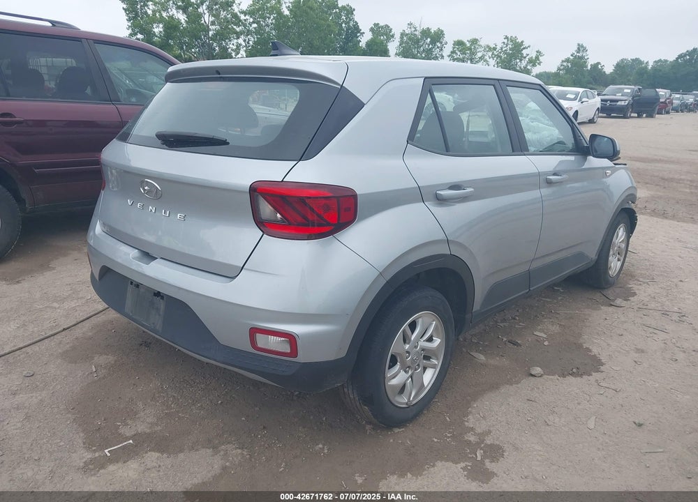 2022 HYUNDAI VENUE VIN: KMHRB8A34NU153887
