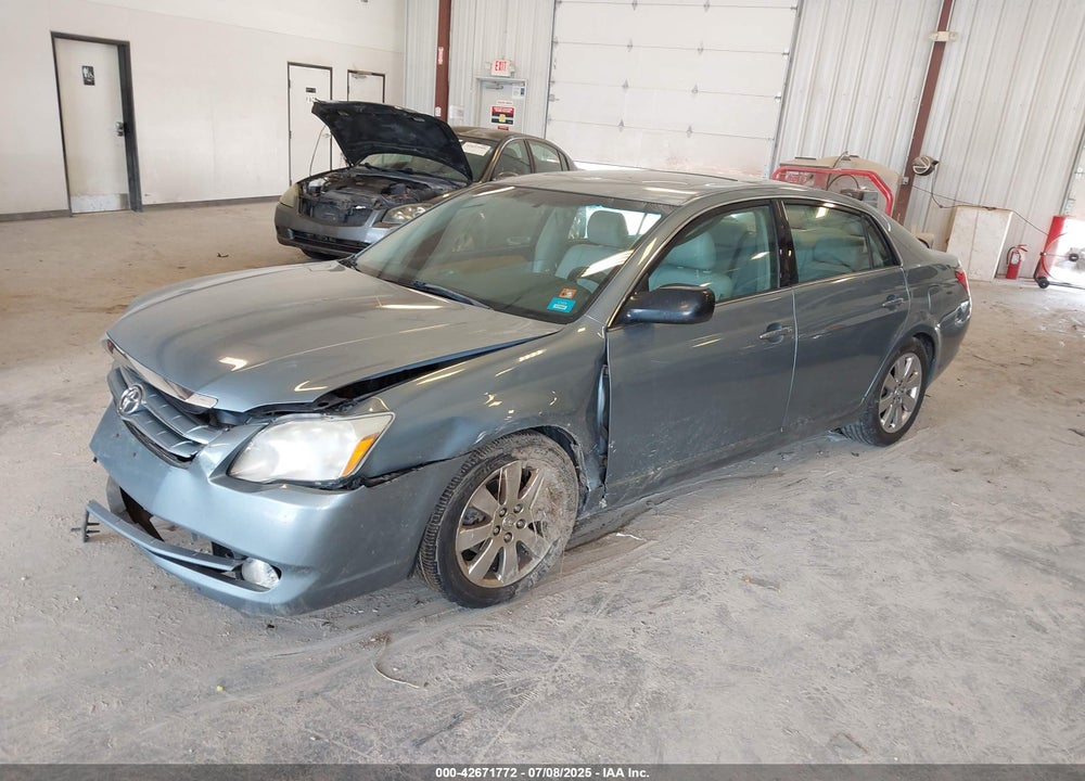 2005 TOYOTA AVALON VIN: 4T1BK36B05U020905