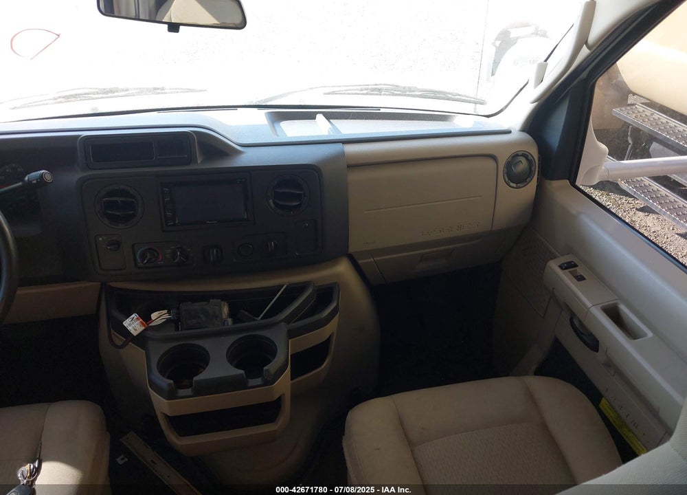 2014 THOR CHATEAU VIN: 1FDXE4FS2DDA59366