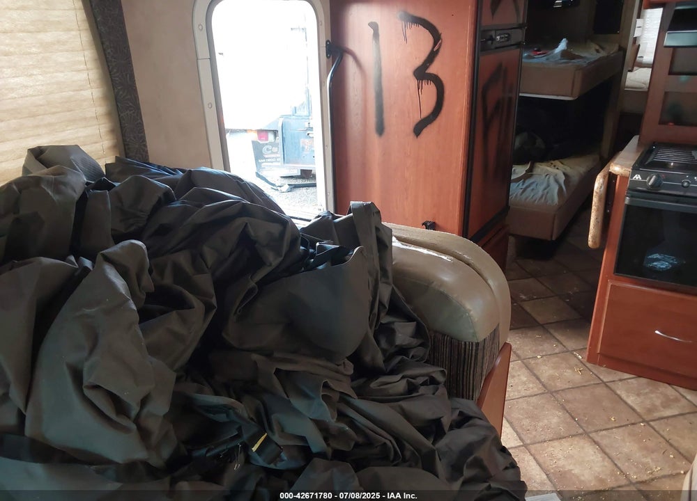 2014 THOR CHATEAU VIN: 1FDXE4FS2DDA59366