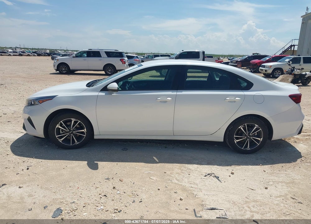 2024 KIA FORTE VIN: 3KPF24AD4RE733024