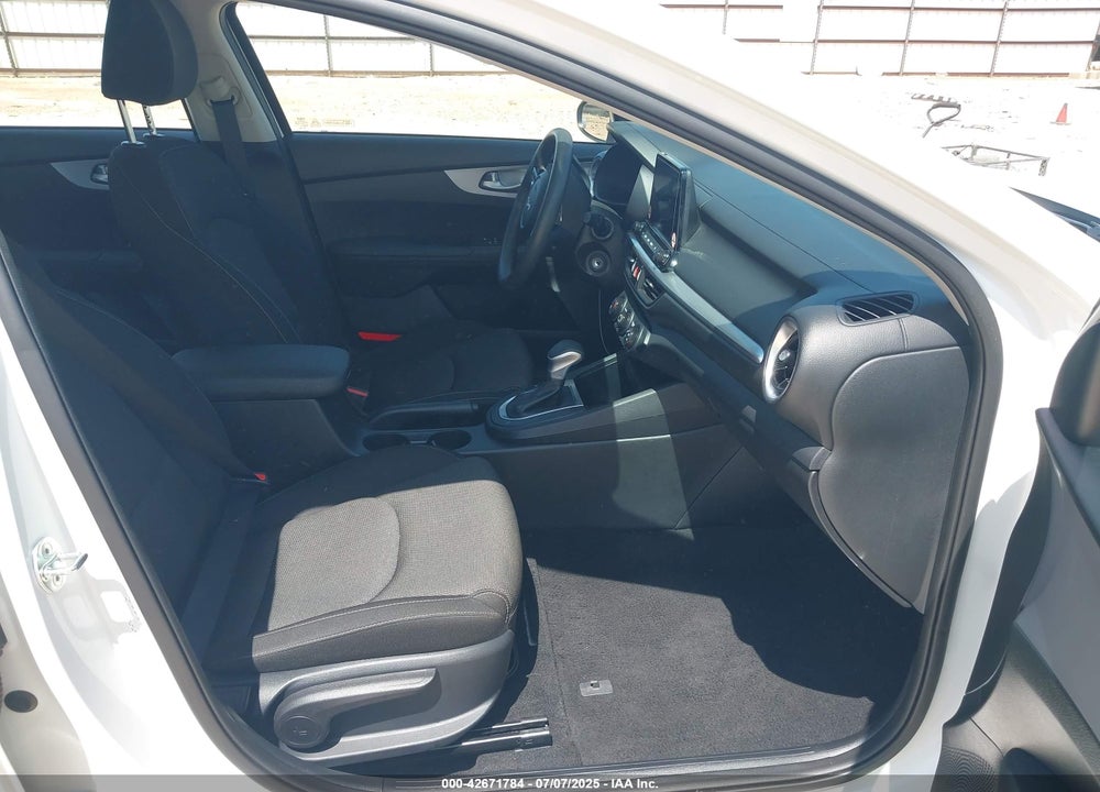 2024 KIA FORTE VIN: 3KPF24AD4RE733024