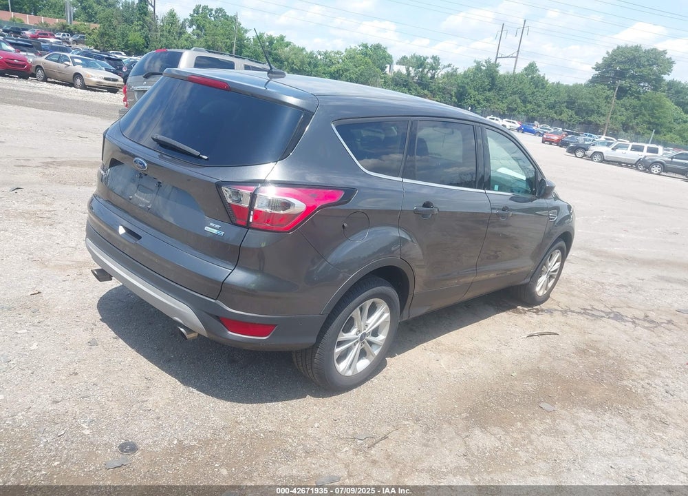 2017 FORD ESCAPE VIN: 1FMCU9GD6HUC58019