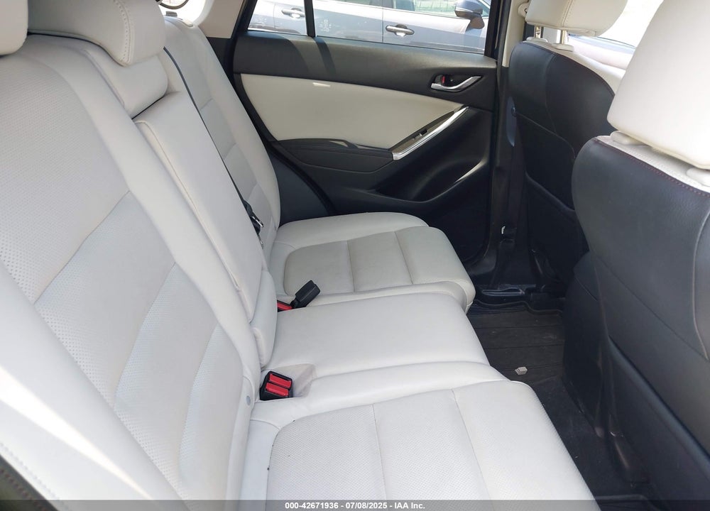 2016 MAZDA CX-5 VIN: JM3KE4DY9G0647581